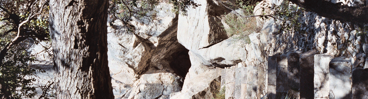 The entrance into Coronado Cave.