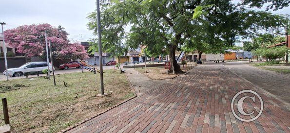 Plaza Riberalta at Calle Riberalta and Calle Moxos