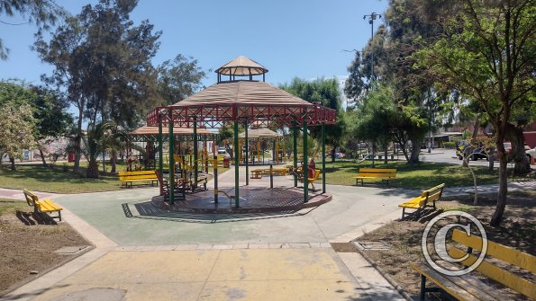 Parque Lauca, Av. Tucapel y Calle Lauca (2)