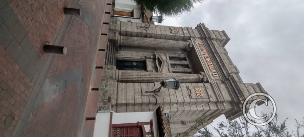 Casa de Juan Montalva at Juan Montalvo and Simon Bolivar
