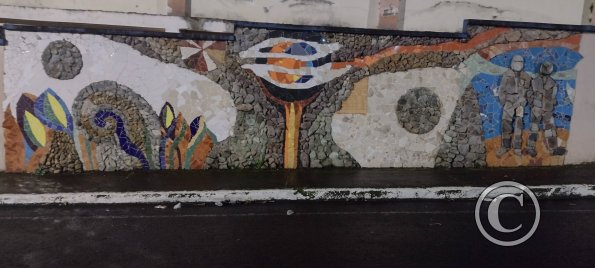 Mural on Av El Salado near Via a Banos