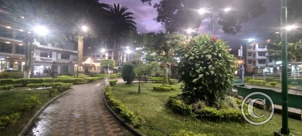 Parque Central at Ambato and Thomas Halflants (2)