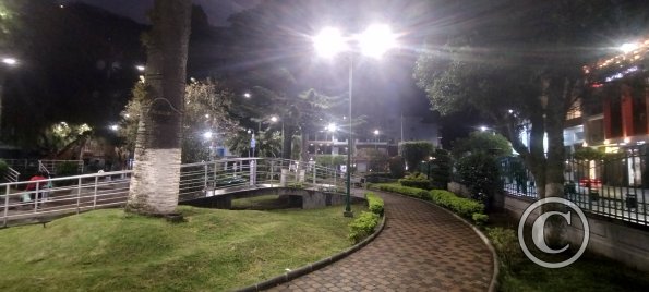 Parque Central at Ambato and Thomas Halflants (4)