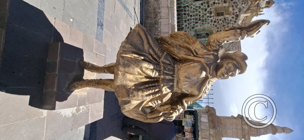 Between Plaza de Armas and Plaza Bolognesi (10)