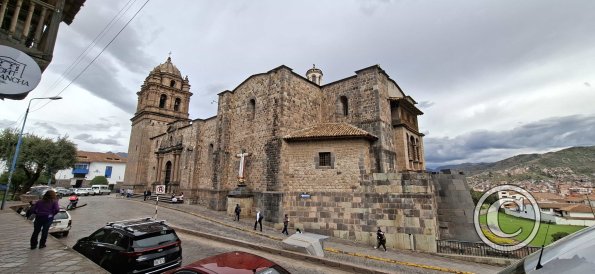 Iglesia y Convento de Santo Domingo de Guzmán on Calle Mut'uchaka