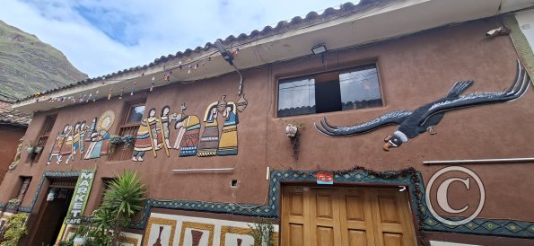 Mural in Relief on house on Calle Pardo near Calle Vigil