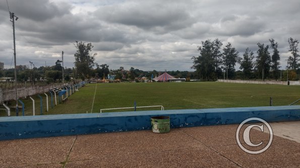 Estadio Matia Gonzales at the river